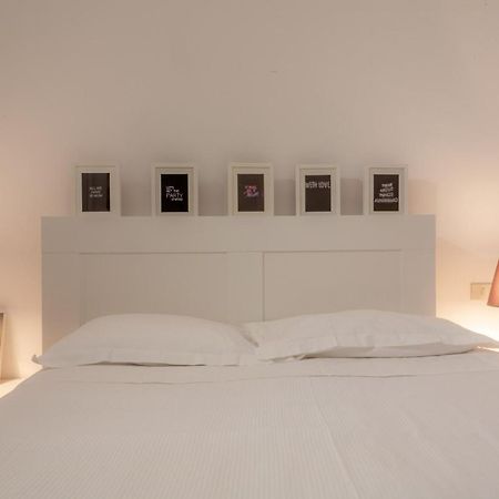 Bnbutler - Vigevano, 13 - A Due Passi Dalla Darsena Apartment Milano Ngoại thất bức ảnh